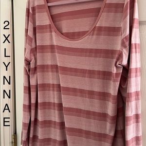 EUC 2X LULAROE LYNNAE